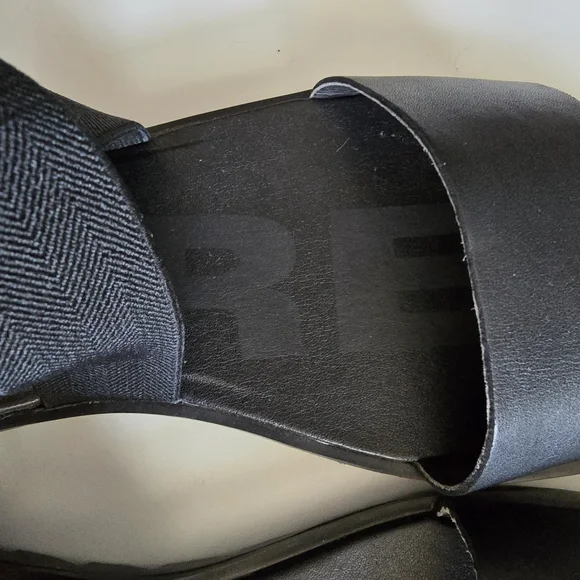 Sorel Ella II Sandals Black Size 8 - Picture 8 of 14